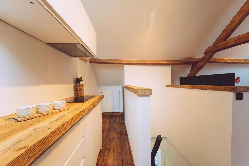 La Cabane - Bain & Bulle Mons Exterior photo